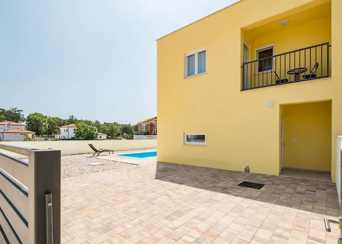 Ferienhaus 3 Bedroom Lovely In