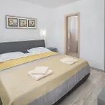 Holiday home Awesome In Porec