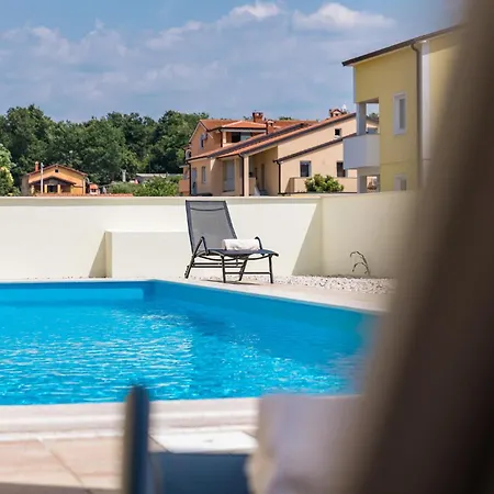 Semesterbostad 3 Bedroom Lovely In