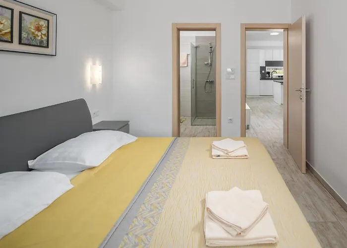 3 Bedroom Lovely In * Пореч