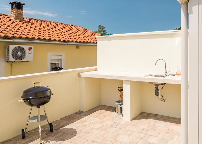 3 Bedroom Lovely In